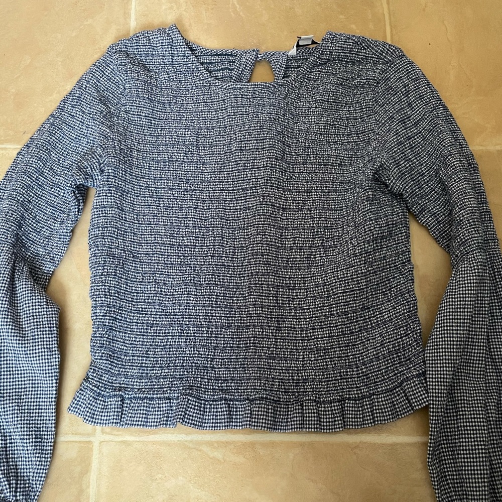 American Eagle blue long sleeve